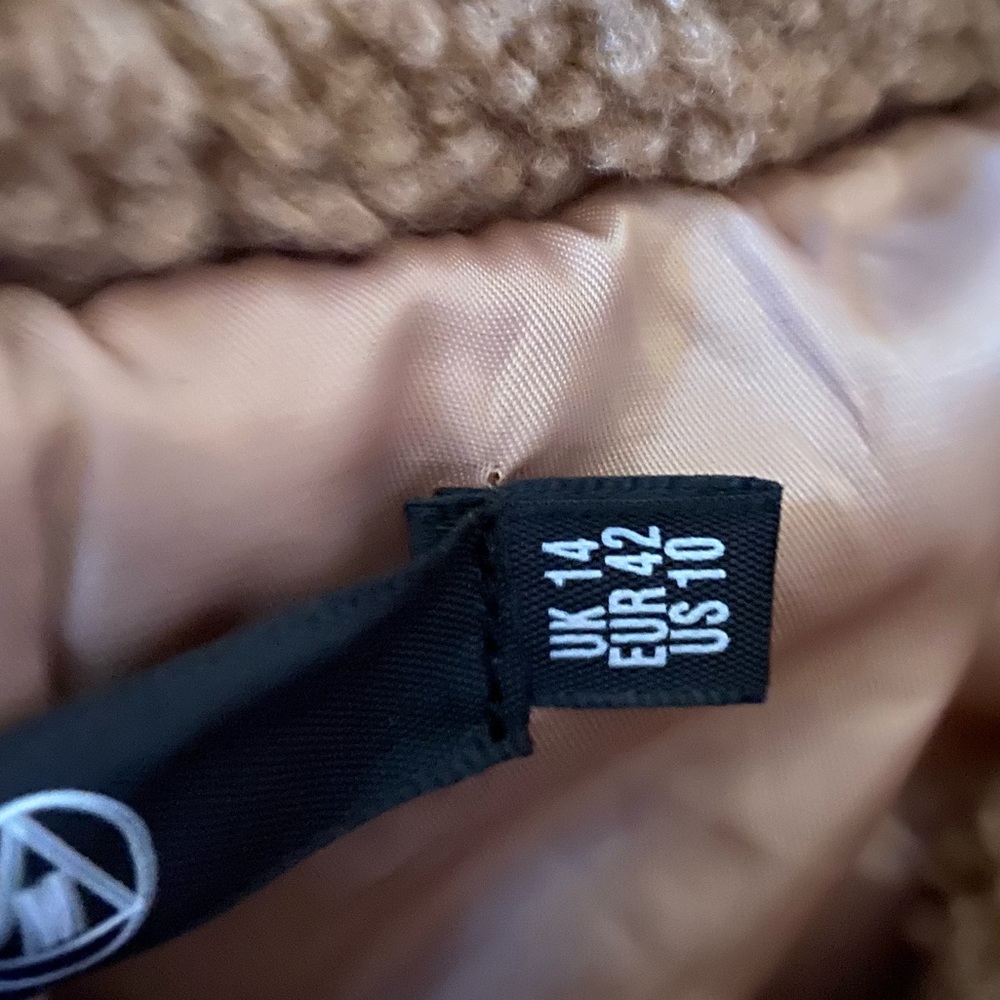 SOLD IN BUNDLE - Picture 3 of 16